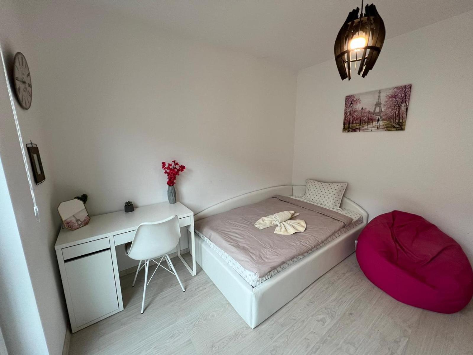 Paris Luxury Top Centre 2Bdr Apt W Work Desk And Wifi Near Nevsky Cathedral София Екстериор снимка