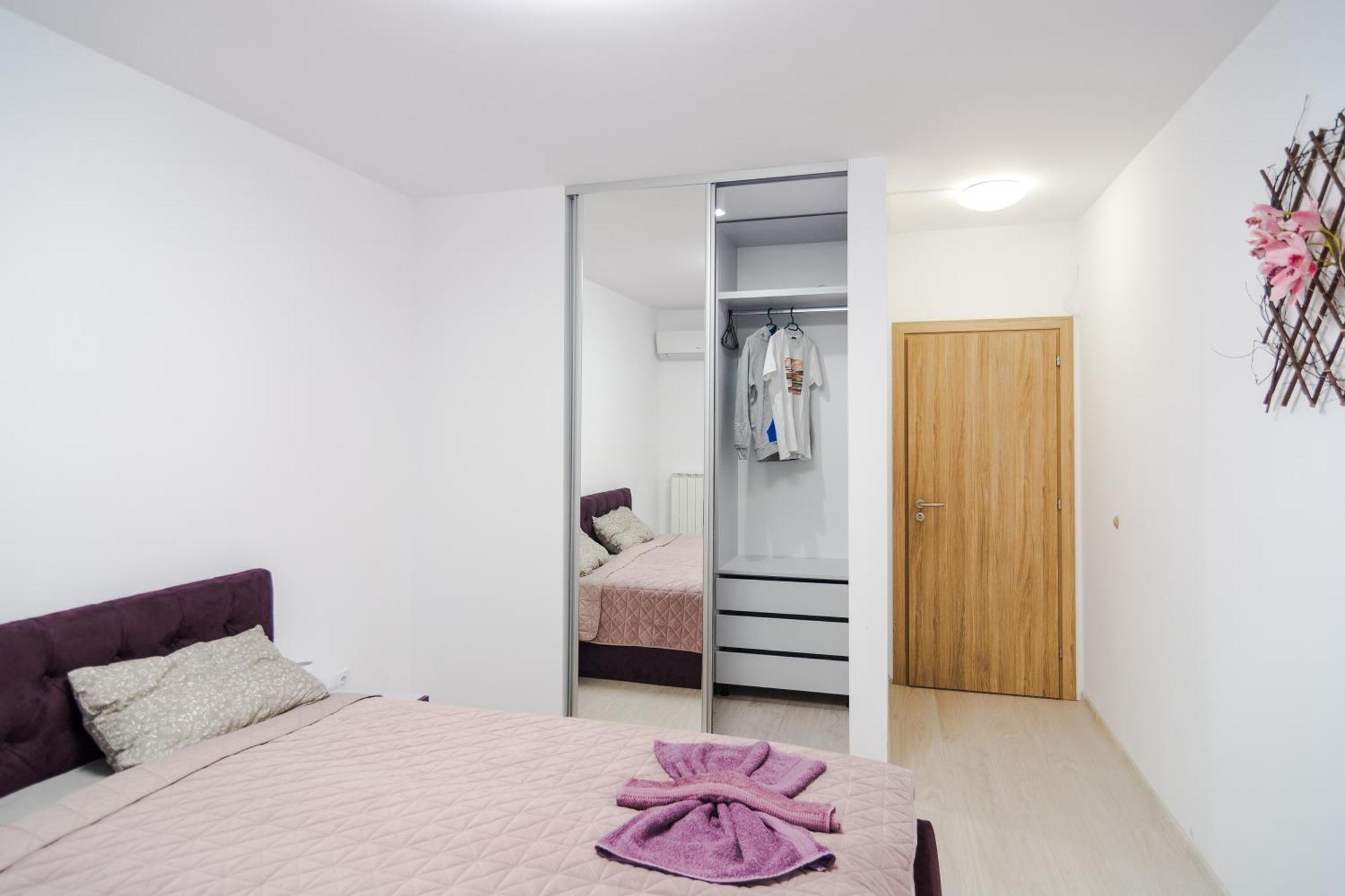 Paris Luxury Top Centre 2Bdr Apt W Work Desk And Wifi Near Nevsky Cathedral София Екстериор снимка